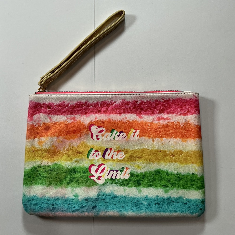 Betsey Johnson Wristlet Womens OS Rainbow Cake Pouch Kitsch Kawaii Gold Trim - Picture 2 of 4